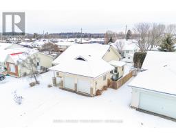 451 Mayhew Street, Renfrew, ON K7V4L4 Photo 3