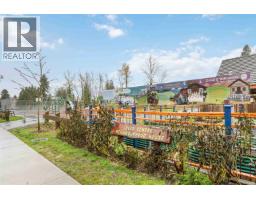 401 22351 St Anne Avenue, Maple Ridge, BC V2X2E7 Photo 5