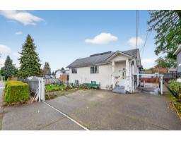 7576 140 Street, Surrey, BC V3W5J8 Photo 3