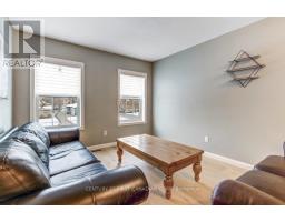 Bedroom - 2 609 Colborne Street, London East, ON N6B2V3 Photo 5