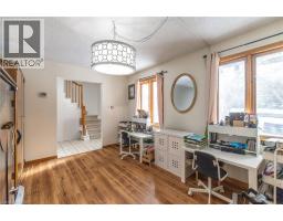 Kitchen - 104 Henry Street, Rockwood, ON N0B2K0 Photo 5