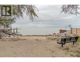 Bedroom - 139 Rourke Line, Lakeshore, ON N0R1A0 Photo 4