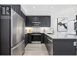 Bedroom 2 - 723 665 Cricklewood Drive, Mississauga, ON L5G0B9 Photo 5