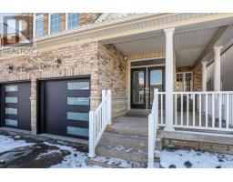 Family room - 14 Clapperton Drive, Ajax, ON L1T4X9 Photo 2