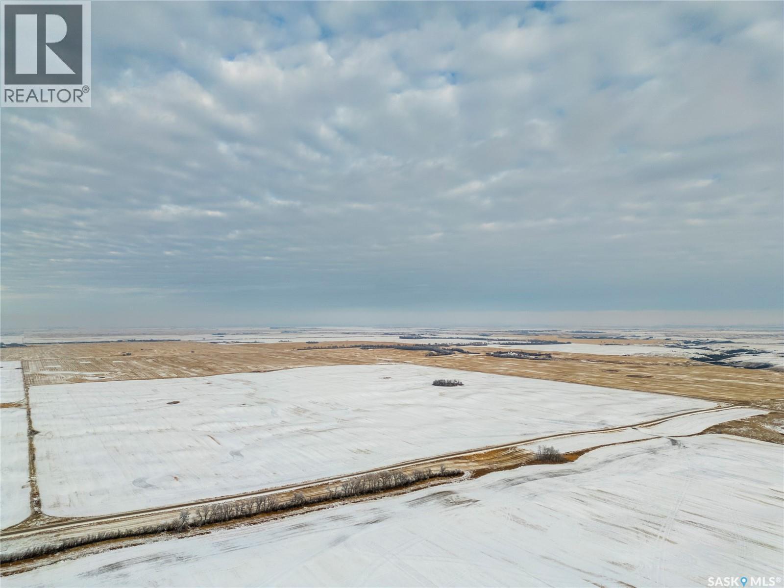 1 Quarter Grainland Near Macrorie Sk