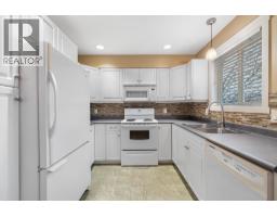 Bedroom - 124 Mills Road Unit 6, Kelowna, BC V1X4G7 Photo 3