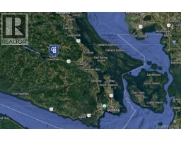 199 Kenvir Rd, Lake Cowichan, BC V0R2G0 Photo 5