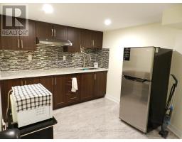 Kitchen - Bsmt 3735 Pearlstone Drive, Mississauga, ON L5M7H1 Photo 3