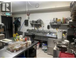 4901 Kingsway, Burnaby, BC V5H4T2 Photo 2