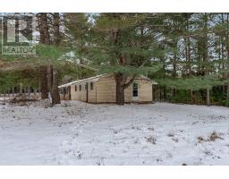 2815 Round Lake Road, Killaloe Hagarty And Richards, ON K0J2J0 Photo 3