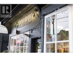 102 2187 Oak Bay Ave, Oak Bay, BC V8R1G1 Photo 4