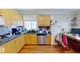 Primary Bedroom - 4710 56 Av, Bruderheim, AB T0B0S0 Photo 5