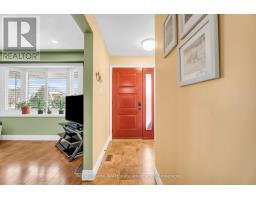 Eating area - 12 Carnaby Crescent, Kitchener, ON N2A1M7 Photo 3