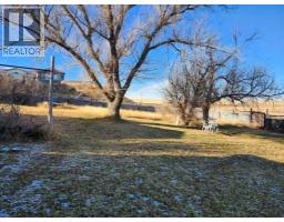 Laundry room - 217 1 Street N, Lomond, AB T0L1G0 Photo 4