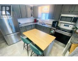 Living room/Dining room - 19 133 Jarvis Street, Hinton, AB T7V1R3 Photo 2