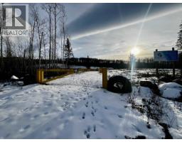 170 180 Langley Avenue, Fraser Lake, BC V0J1S0 Photo 4