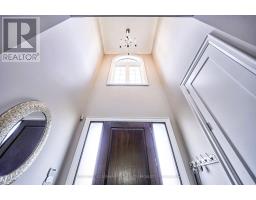 Dining room - 267 King High Drive, Vaughan, ON L4J3N3 Photo 3