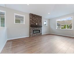 Den - 44444 Keith Wilson Road Sardis South, Chilliwack, BC V2R4B6 Photo 2