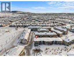 Kitchen - 1006 32 Horseshoe Crescent, Cochrane, AB T4C2P4 Photo 3