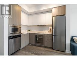 Bedroom - D 422 5220 Dundas Street, Burlington, ON L7L0J4 Photo 5