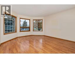 Kitchen - 5404 66 Street, Camrose, AB T4V4L9 Photo 2