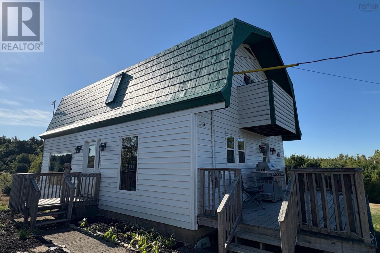 1055 Northfield Road