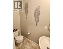 5pc Bathroom - 266 Lynx Road N, Lethbridge, AB T1H7E6 Photo 5