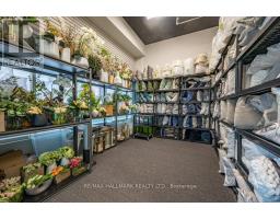 16 125 Don Hillock Drive, Aurora, ON L4G0H8 Photo 2