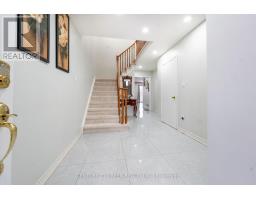 Bedroom - 61 Kingknoll Drive, Brampton, ON L6Y3G6 Photo 4