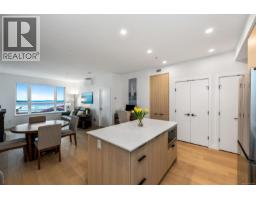 Ensuite - 411 3564 A Ryder Hesjedal Way, Colwood, BC V9C0V3 Photo 5