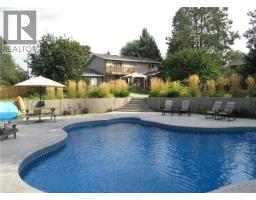 4pc Ensuite bath - 3576 Rose Road, Kelowna, BC V1W4G5 Photo 4