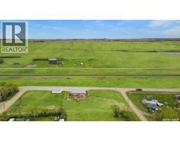 Bedroom - 800 Railway Avenue, Webb, SK S0N2X0 Photo 4
