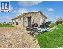 Storage - 800 Railway Avenue, Webb, SK S0N2X0 Photo 5