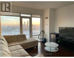 Primary Bedroom - 2911 360 Square One Drive, Mississauga, ON L5B0G2 Photo 4