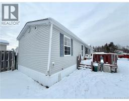 Living room - 93 Ulysse Drive, Dieppe, NB E1A7C2 Photo 2