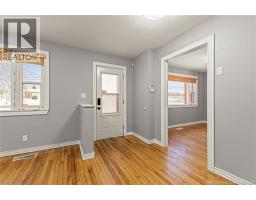 Living room - 3208 Mountain Road, Moncton, NB E1G2W8 Photo 4