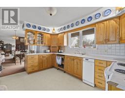 Kitchen - 45 Littles Road, Terence Bay, NS B3T1Y7 Photo 4
