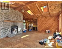 Bath (# pieces 1-6) - 1235 Woodstock Road, Clearland, NS B0J2E0 Photo 3