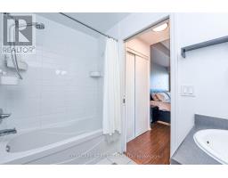 Bathroom - 906 225 Webb Drive, Mississauga, ON L5B4P2 Photo 5