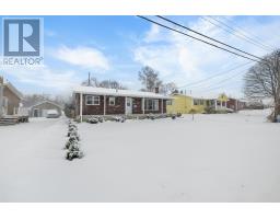 Primary Bedroom - 120 Southdale, Charlottetown, PE C1A6Z7 Photo 4