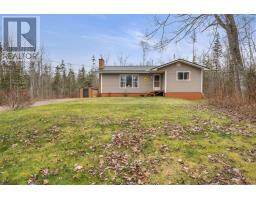 Bath (# pieces 1-6) - 1082 Alma Road, Loch Broom, NS B0K2A0 Photo 4