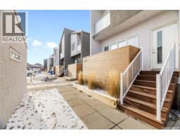 Primary Bedroom - 3931 James Hill Road, Regina, SK S4W0N8 Photo 5