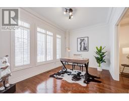 Kitchen - 34 Odessa Crescent, Markham, ON L6C2T3 Photo 5