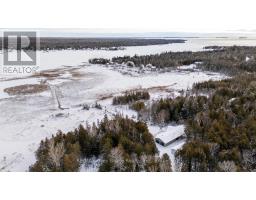 Dining room - 109 Widgeon Cove Road, Northern Bruce Peninsula, ON N0H2T0 Photo 3