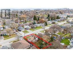 Primary Bedroom - 868 Liverpool Road, Pickering, ON L1W1S4 Photo 4