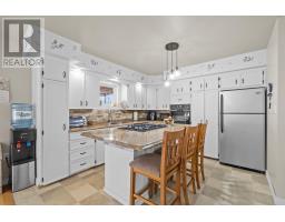 Living room - 4278 North Carleton Extension, Central Bedeque, PE C1N4J9 Photo 3