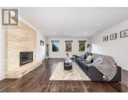 Family room - 158 Millcroft Way N, Vaughan, ON L4J6P6 Photo 5