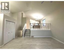 Dining room - 24 Birch Lane, Whitecourt, AB T7S1E3 Photo 4