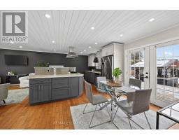 Living room - 2470 Highway 24, Norfolk, ON N3Y4K3 Photo 5