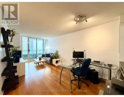Dining room - 712 350 Red Maple Road, Richmond Hill, ON L4C0T5 Photo 2